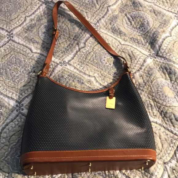 Dooney & Bourke Handbags - Dooney & Bourke Handbag Like New